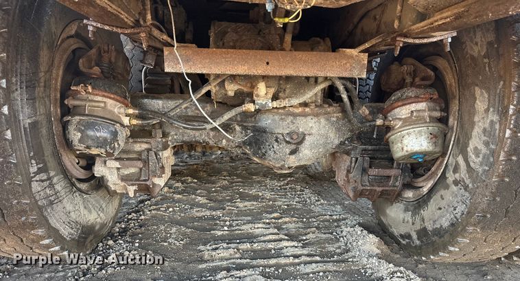 image for item FK1612 1988 Mack RD688SX dump truck