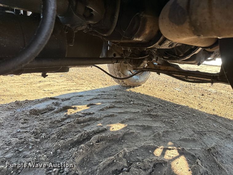 image for item FK1612 1988 Mack RD688SX dump truck