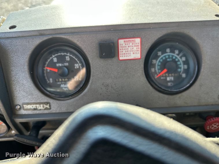 image for item FK1612 1988 Mack RD688SX dump truck