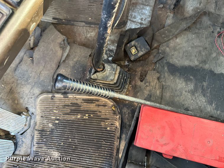 image for item FK1612 1988 Mack RD688SX dump truck