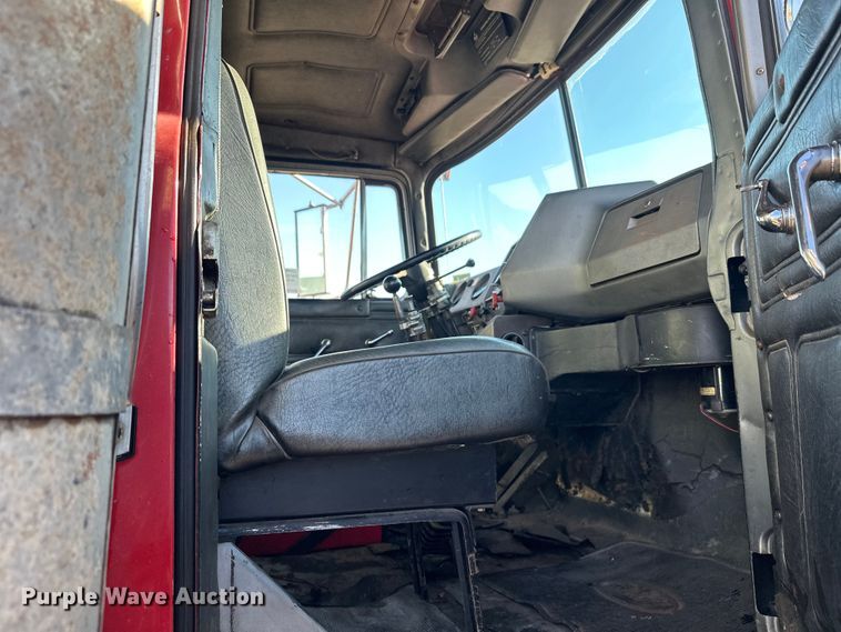 image for item FK1612 1988 Mack RD688SX dump truck