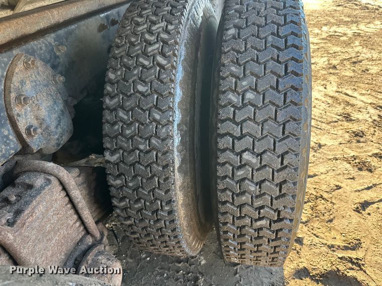 image for item FK1612 1988 Mack RD688SX dump truck