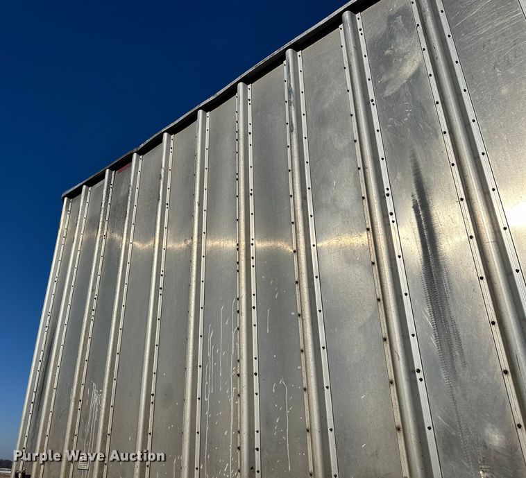 image for item FK1630 2003 Peerless Peerless live bottom trailer