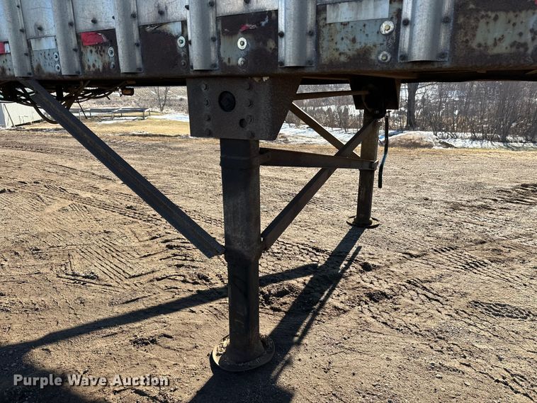 image for item FK1630 2003 Peerless Peerless live bottom trailer