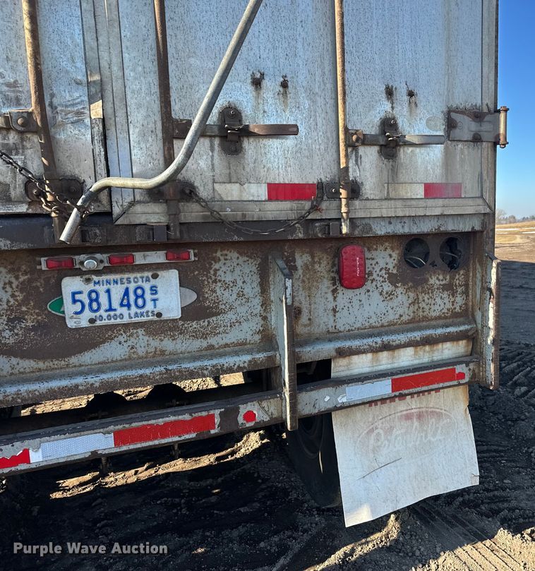 image for item FK1630 2003 Peerless Peerless live bottom trailer