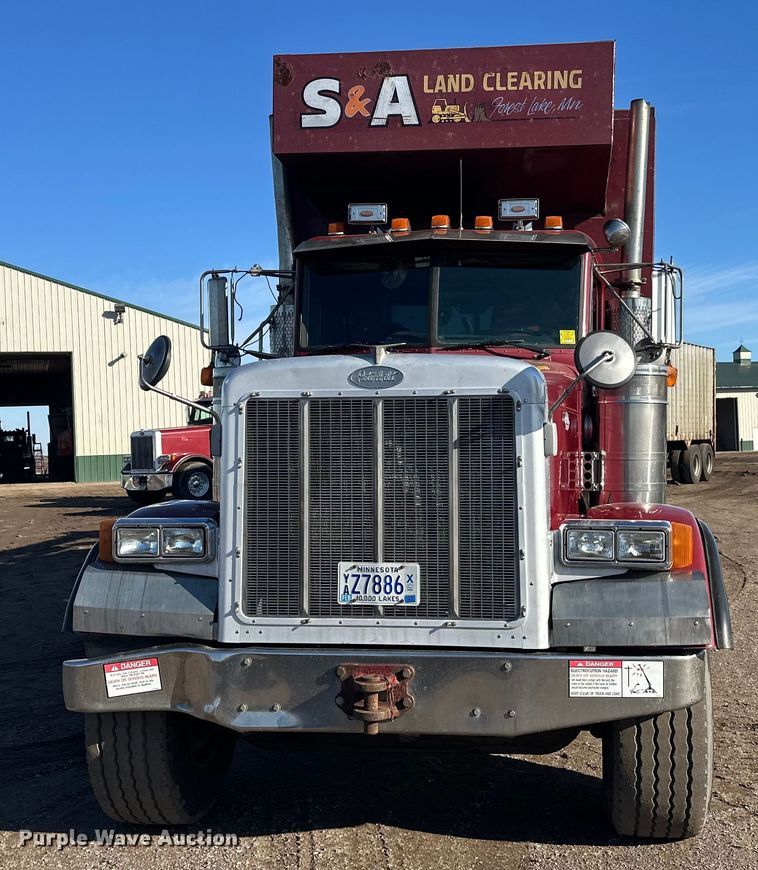 image for item FK1631 1997 Peterbilt 379 grapple crane truck