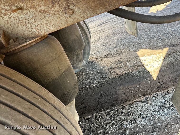 image for item FK1631 1997 Peterbilt 379 grapple crane truck