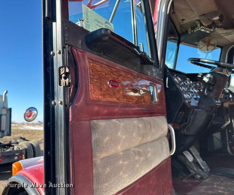 image for item FK1631 1997 Peterbilt 379 grapple crane truck