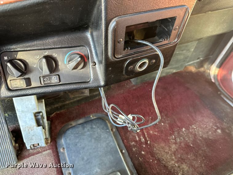 image for item FK1631 1997 Peterbilt 379 grapple crane truck