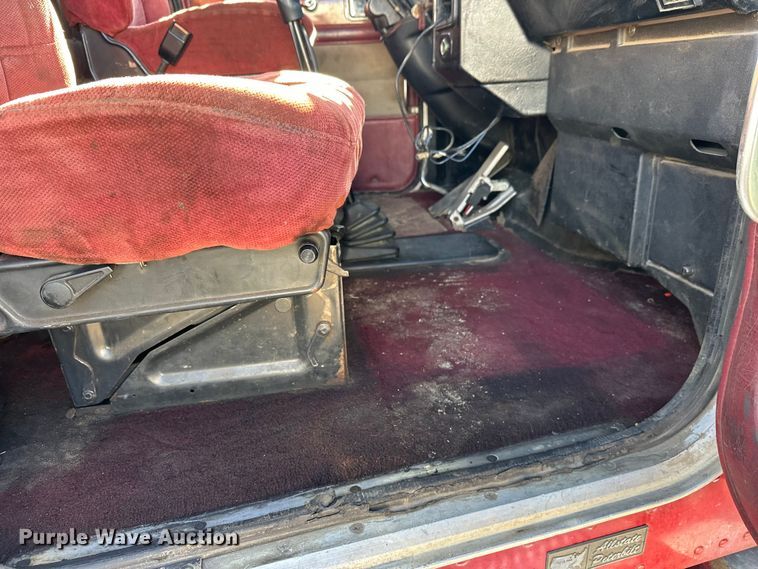 image for item FK1631 1997 Peterbilt 379 grapple crane truck