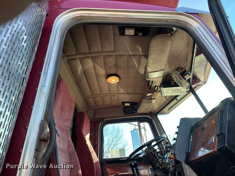 image for item FK1631 1997 Peterbilt 379 grapple crane truck