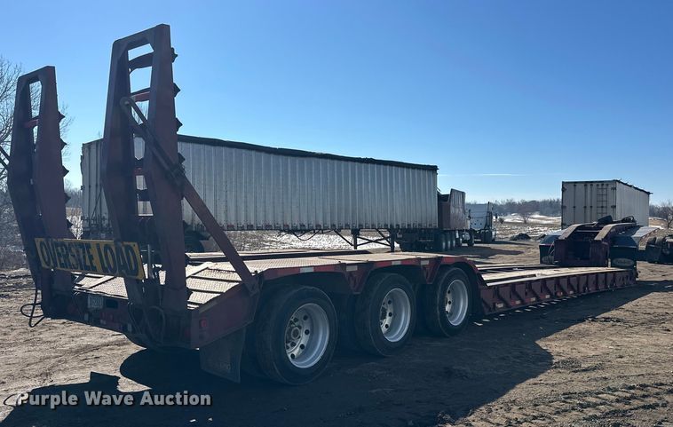 image for item FK1633 2000 Trail King TK110HDG-533 lowboy equipment trailer