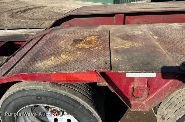 image for item FK1633 2000 Trail King TK110HDG-533 lowboy equipment trailer