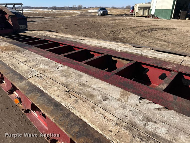 image for item FK1633 2000 Trail King TK110HDG-533 lowboy equipment trailer