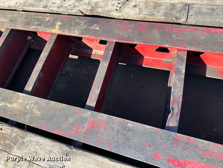 image for item FK1633 2000 Trail King TK110HDG-533 lowboy equipment trailer