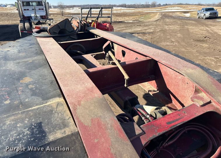 image for item FK1633 2000 Trail King TK110HDG-533 lowboy equipment trailer