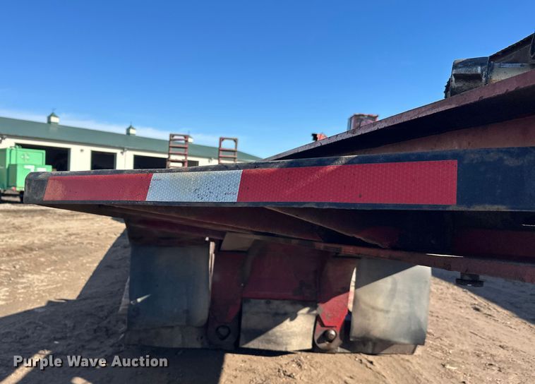 image for item FK1633 2000 Trail King TK110HDG-533 lowboy equipment trailer