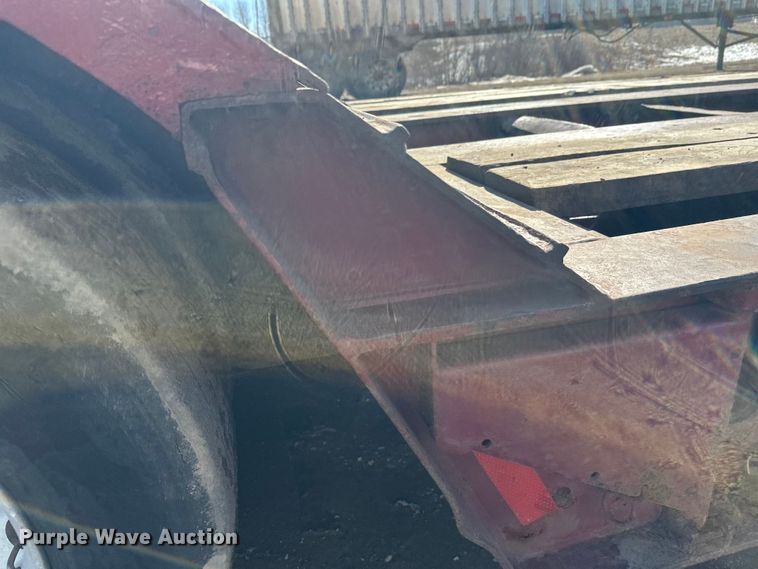 image for item FK1633 2000 Trail King TK110HDG-533 lowboy equipment trailer