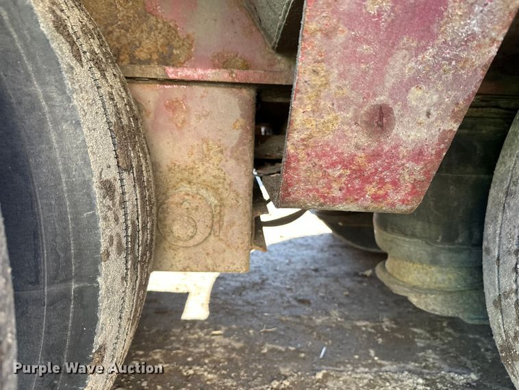 image for item FK1633 2000 Trail King TK110HDG-533 lowboy equipment trailer