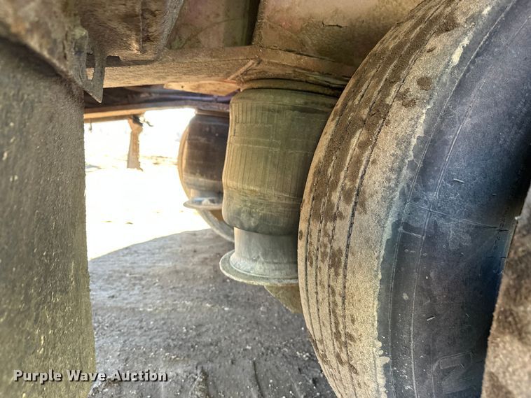 image for item FK1633 2000 Trail King TK110HDG-533 lowboy equipment trailer