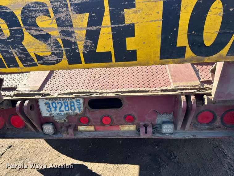 image for item FK1633 2000 Trail King TK110HDG-533 lowboy equipment trailer