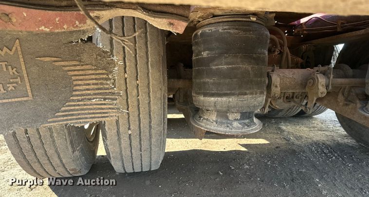 image for item FK1633 2000 Trail King TK110HDG-533 lowboy equipment trailer