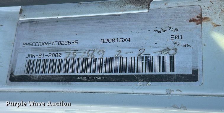 image for item FK1634 2000 International 9200i semi truck