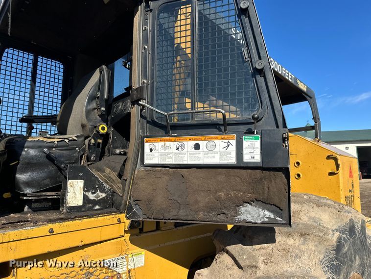 image for item FK1635 Hydro-Ax 721E mulcher