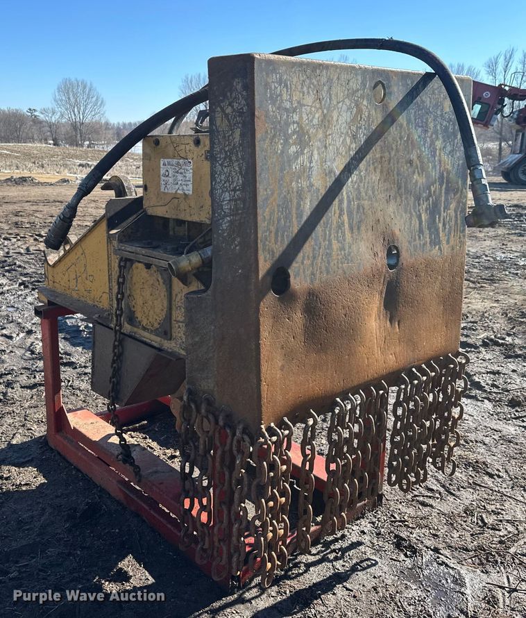 image for item FK1635 Hydro-Ax 721E mulcher