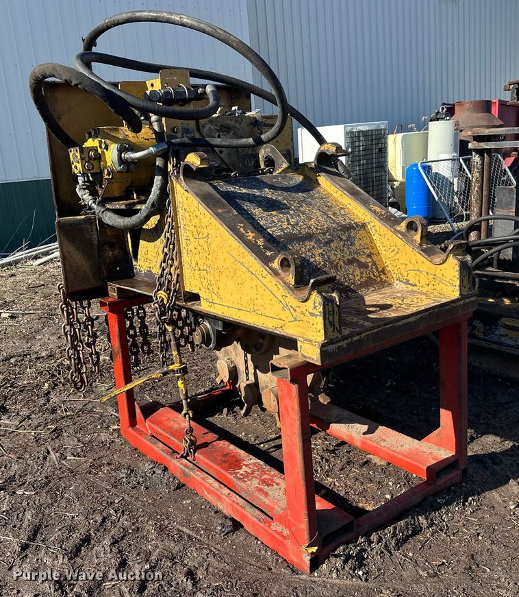 image for item FK1635 Hydro-Ax 721E mulcher