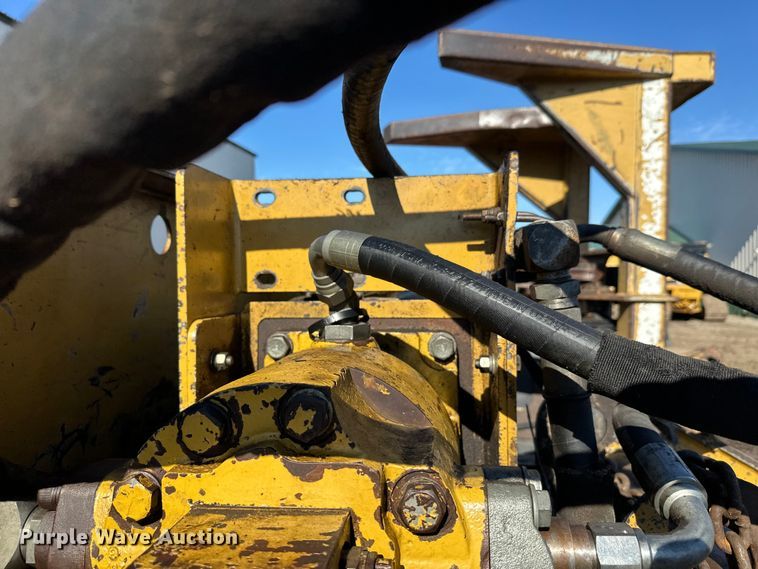 image for item FK1635 Hydro-Ax 721E mulcher