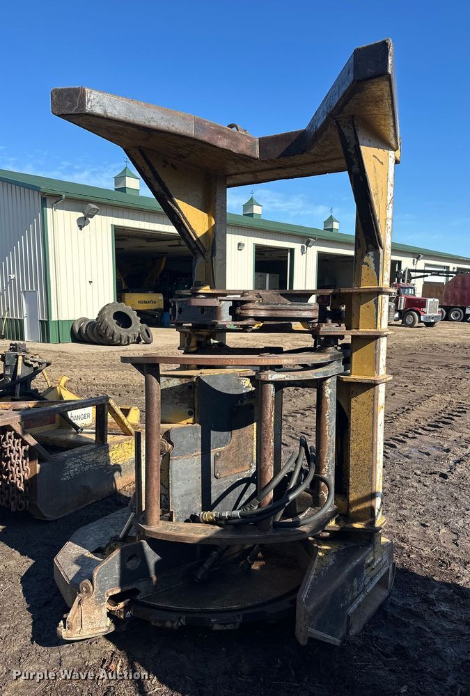 image for item FK1635 Hydro-Ax 721E mulcher