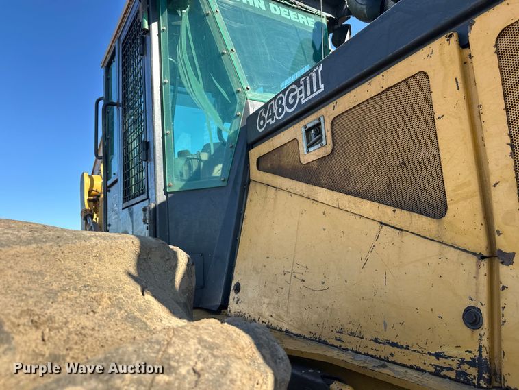 image for item FK1637 2001 John Deere 648GIII skidder