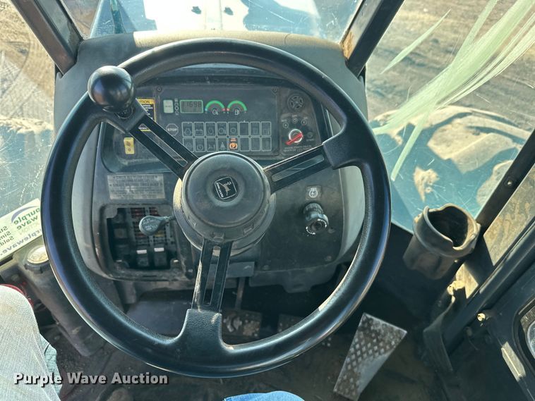 image for item FK1637 2001 John Deere 648GIII skidder