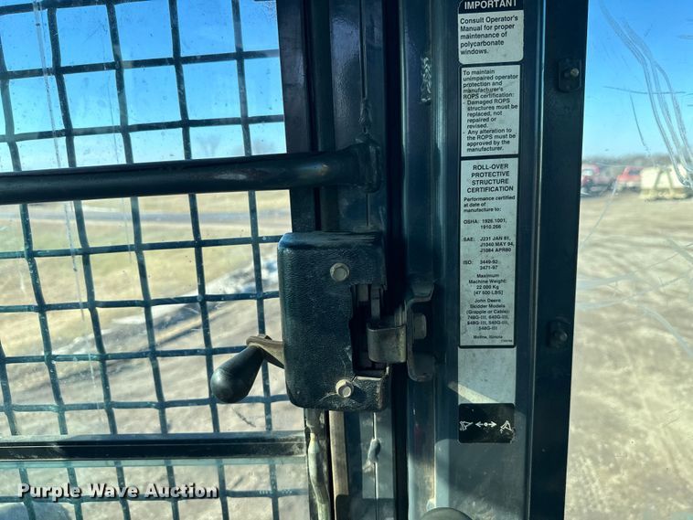 image for item FK1637 2001 John Deere 648GIII skidder