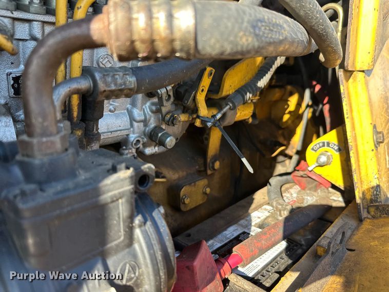 image for item FK1637 2001 John Deere 648GIII skidder