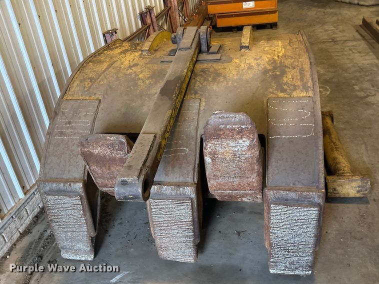 image for item FK1647 Grapple