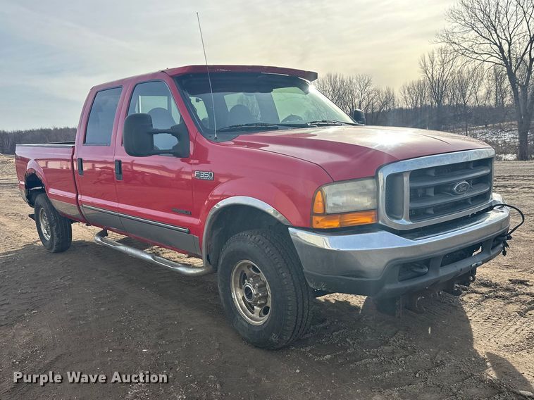 image for item FK1673 2000 Ford F350 Super Duty Crew Cab pickup truck