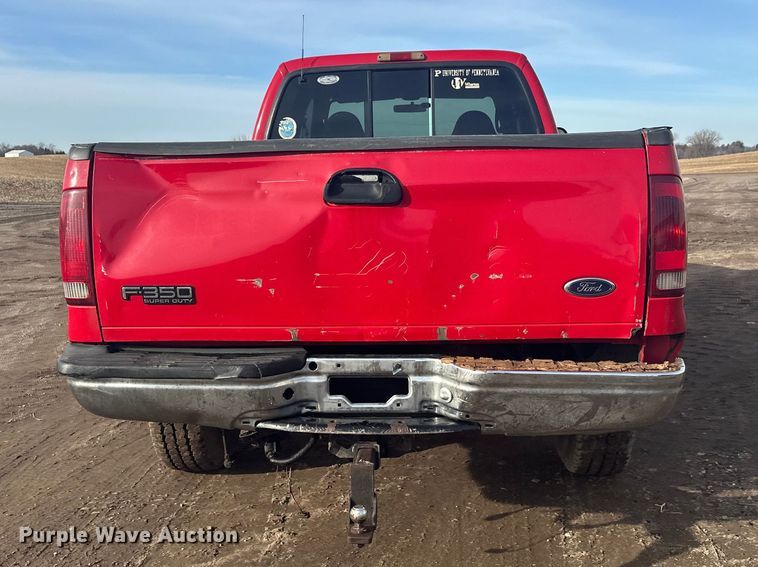 image for item FK1673 2000 Ford F350 Super Duty Crew Cab pickup truck