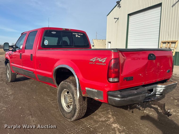 image for item FK1673 2000 Ford F350 Super Duty Crew Cab pickup truck