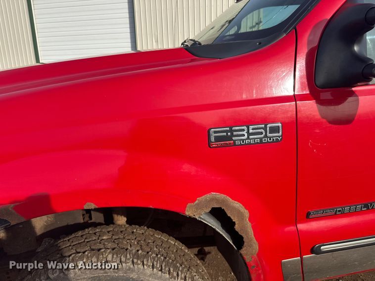 image for item FK1673 2000 Ford F350 Super Duty Crew Cab pickup truck