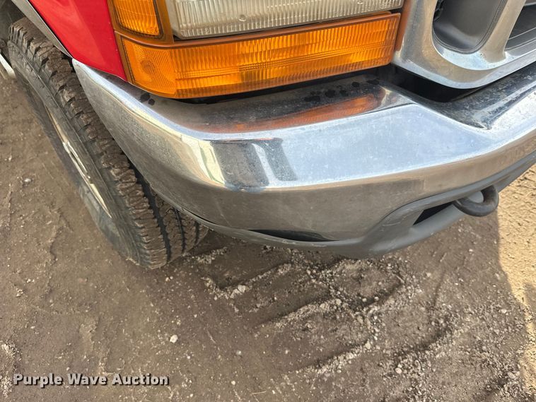 image for item FK1673 2000 Ford F350 Super Duty Crew Cab pickup truck