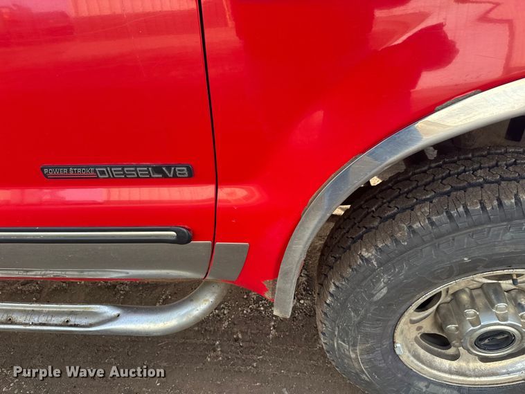 image for item FK1673 2000 Ford F350 Super Duty Crew Cab pickup truck