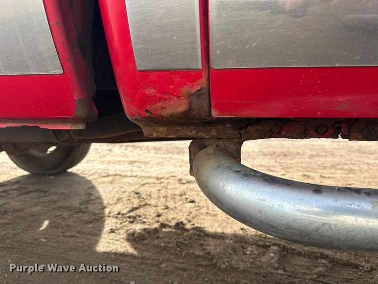 image for item FK1673 2000 Ford F350 Super Duty Crew Cab pickup truck