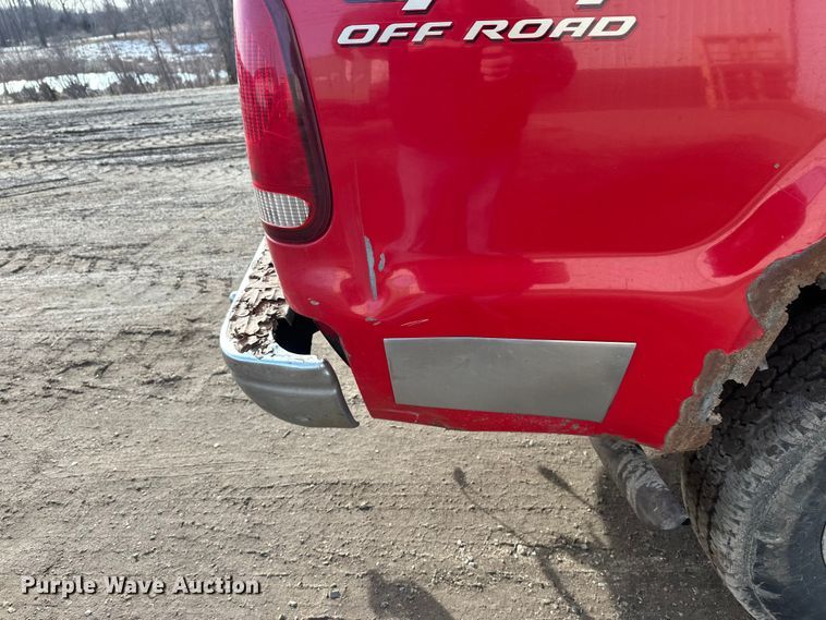 image for item FK1673 2000 Ford F350 Super Duty Crew Cab pickup truck