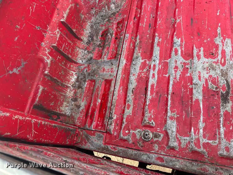 image for item FK1673 2000 Ford F350 Super Duty Crew Cab pickup truck