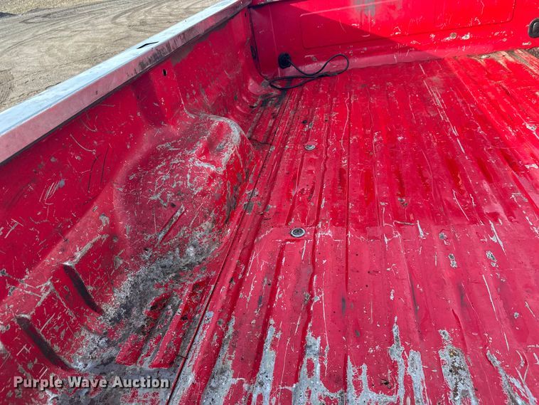 image for item FK1673 2000 Ford F350 Super Duty Crew Cab pickup truck