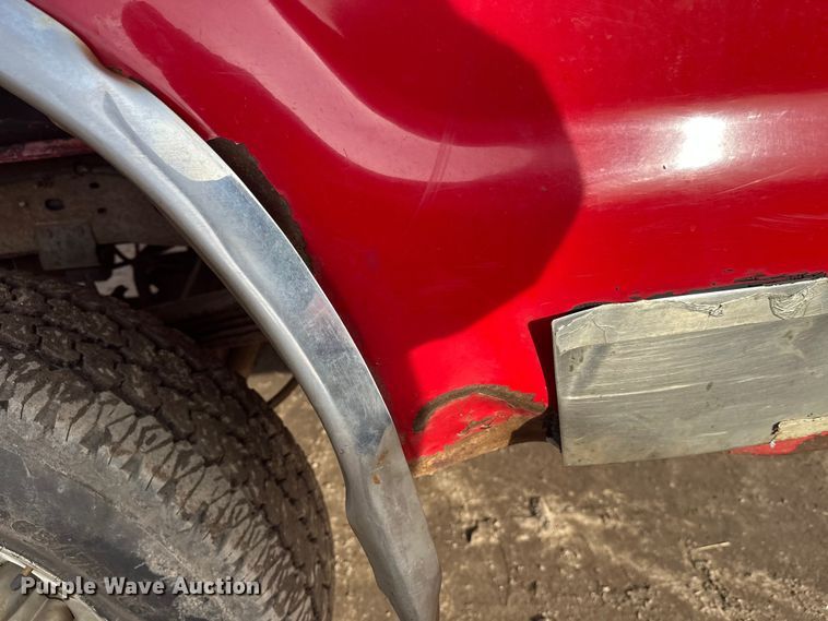 image for item FK1673 2000 Ford F350 Super Duty Crew Cab pickup truck