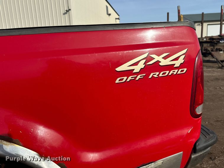 image for item FK1673 2000 Ford F350 Super Duty Crew Cab pickup truck