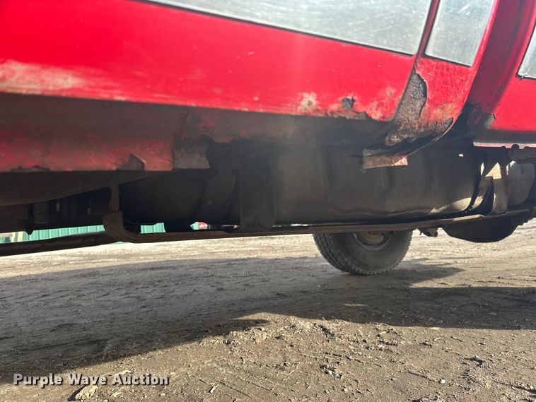 image for item FK1673 2000 Ford F350 Super Duty Crew Cab pickup truck